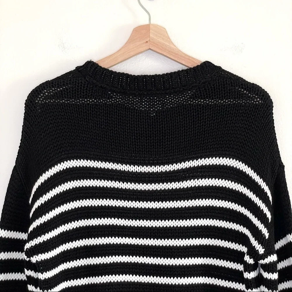 Sundry Wool Blend Relaxed Knit Pullover Sweater Black White Stripe Small